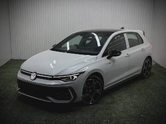 Volkswagen Golf GTI VIII 2.0 AMT