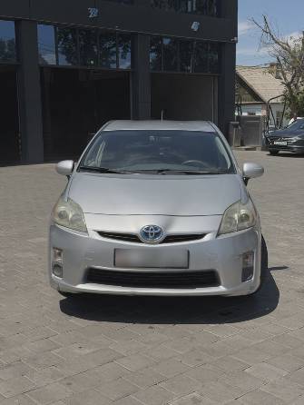 Toyota Prius III (XW30) 1.8hyb AT
