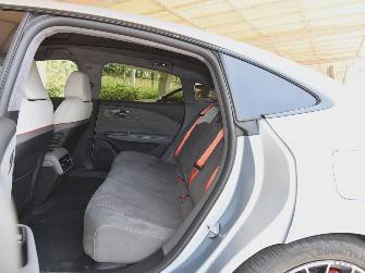 Geely Galaxy E8 620 Electro AT 4WD