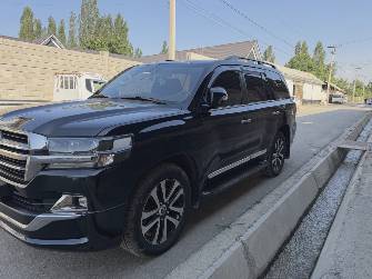 Toyota Land Cruiser 200 Series Рестайлинг 2 4.6 AT 4WD