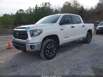 Toyota Tundra II Рестайлинг CrewMax 5.7 AT 4WD