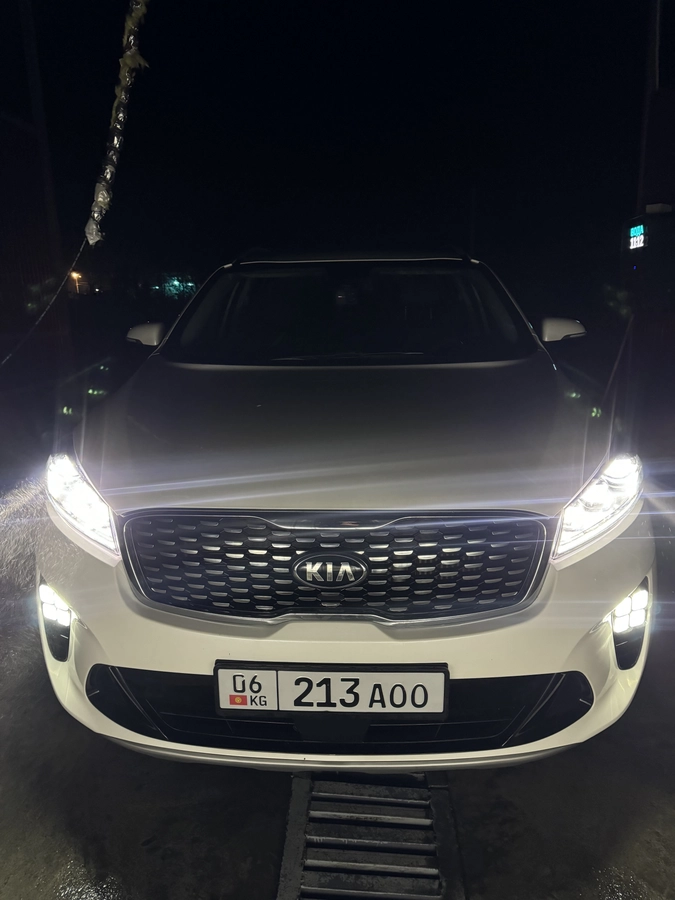 Kia Sorento III Prime Рестайлинг 8-speed 2.0d AT 4WD