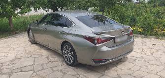 Lexus ES VII 300h 2.5hyb CVT