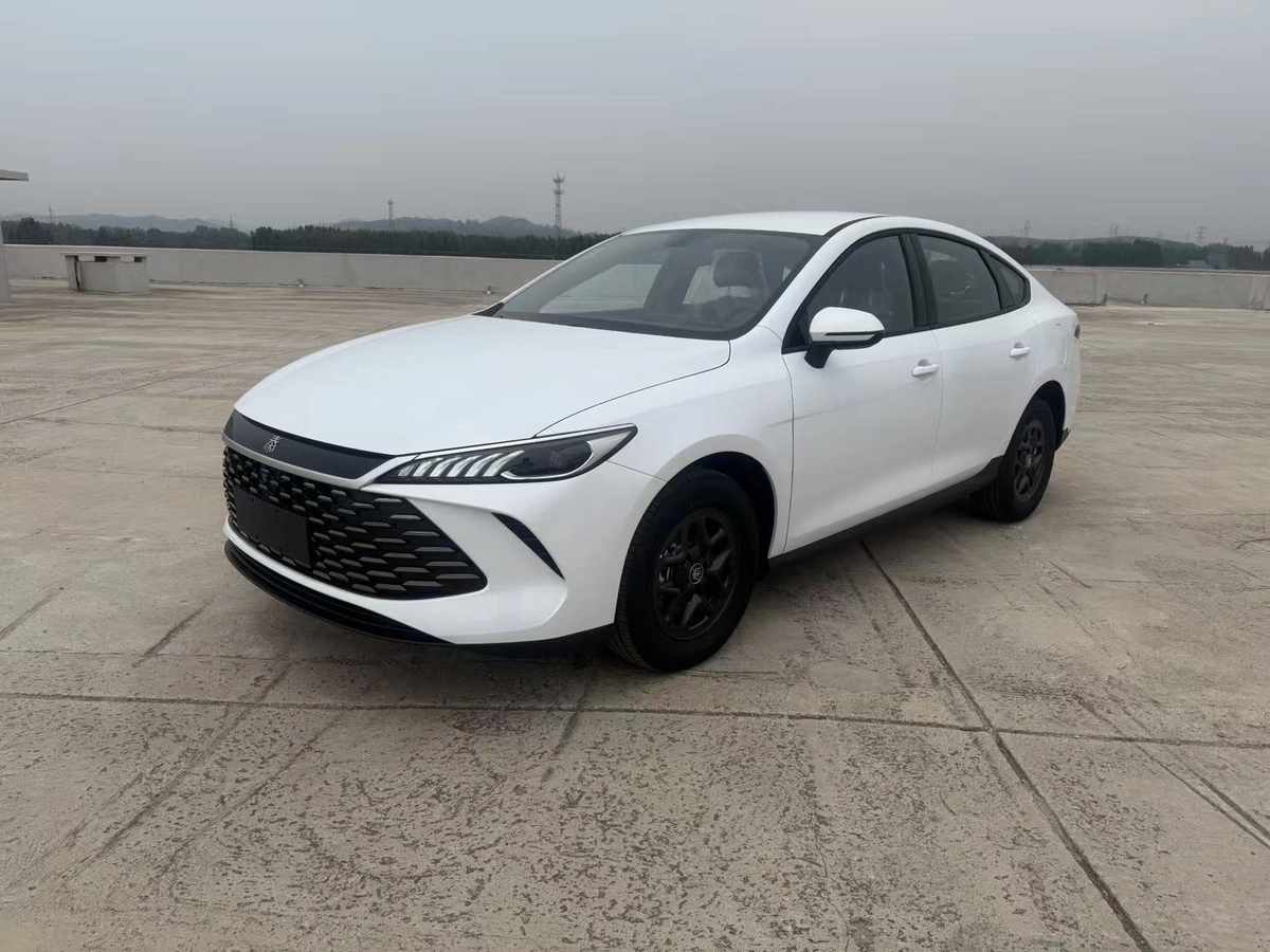 BYD Qin II DM-i 1.5hyb CVT