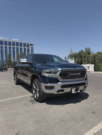 Dodge RAM IV (DS/DJ) 5.7 AT 4WD