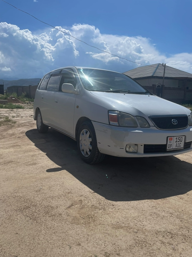 Открыть фото Toyota Gaia 2.0 AT