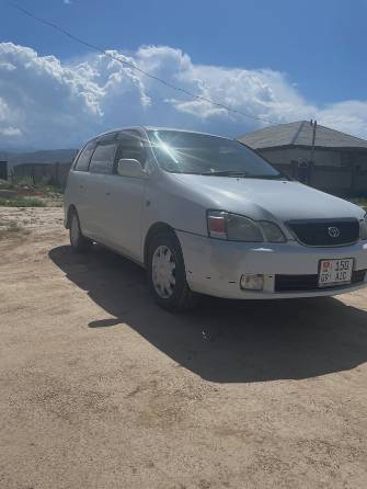 Toyota Gaia 2.0 AT