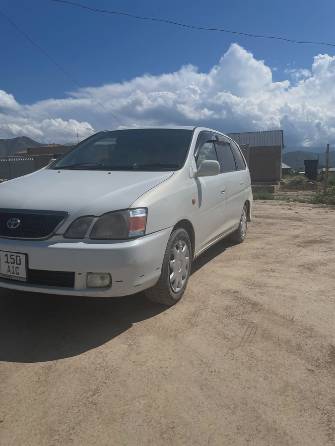 Toyota Gaia 2.0 AT