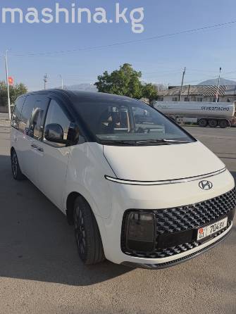 Hyundai Staria 3.5 AT