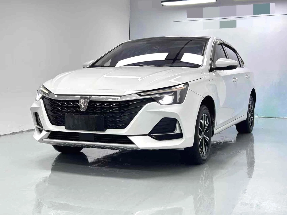 Открыть фото Roewe i6 Max 300 TGI 1.5 AMT