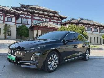 Hongqi E-QM5 54 kWh Electro AT