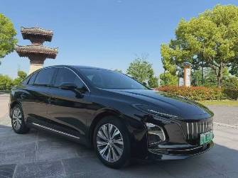 Hongqi E-QM5 54 kWh Electro AT