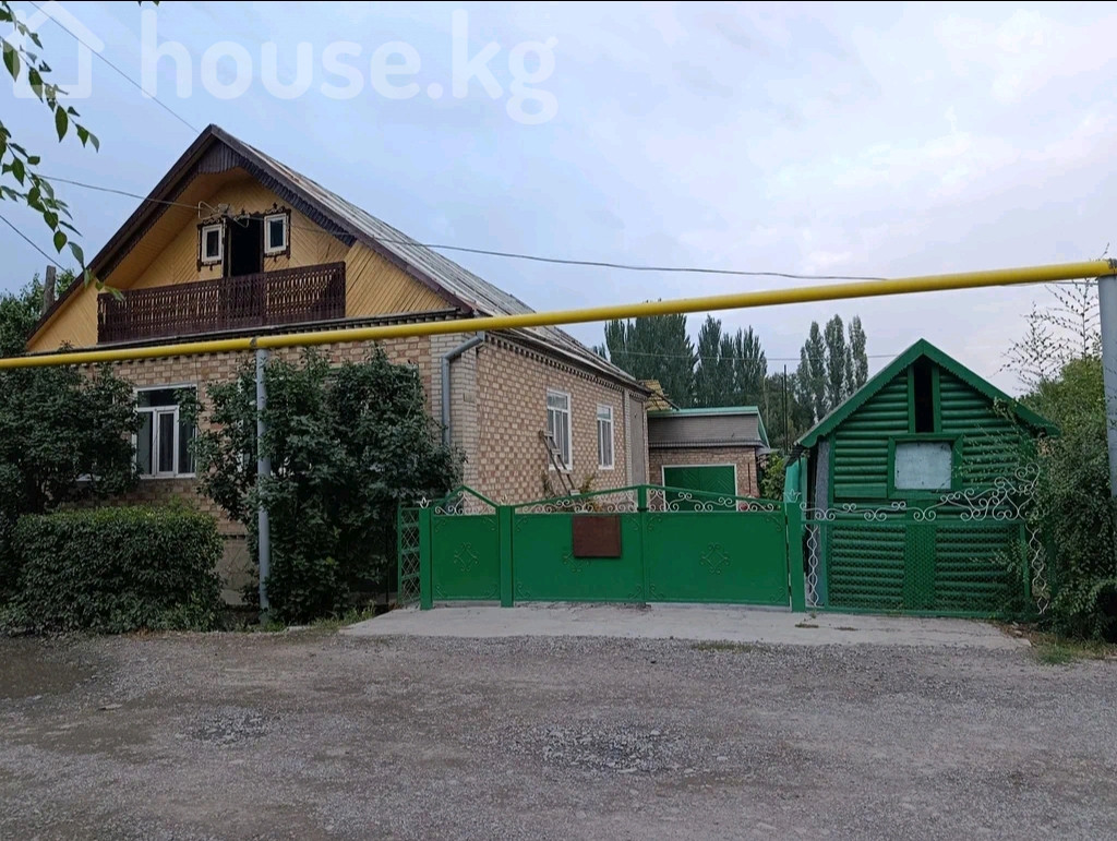 Дом, 6 и более комнат, 160 м2