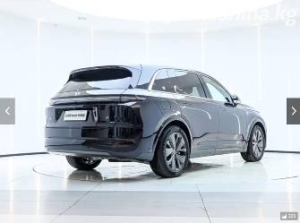 LiXiang L7 Рестайлинг 1.5hyb AT 4WD