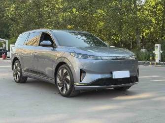 Dongfeng eπ 008 82.28 kWh 1.5hyb AT 4WD