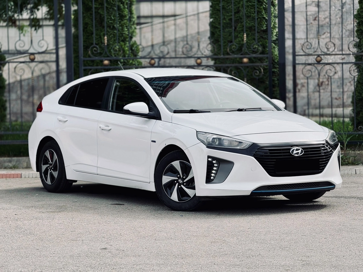 Hyundai IONIQ 1.6hyb AMT