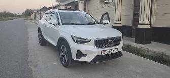 Volvo XC40 I 2.0 AT 4WD