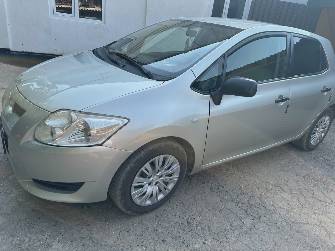 Toyota Auris I 1.4 MT