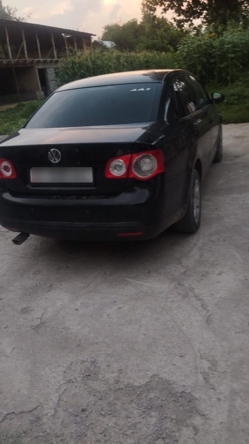 Открыть фото Volkswagen Jetta V 1.6 MT
