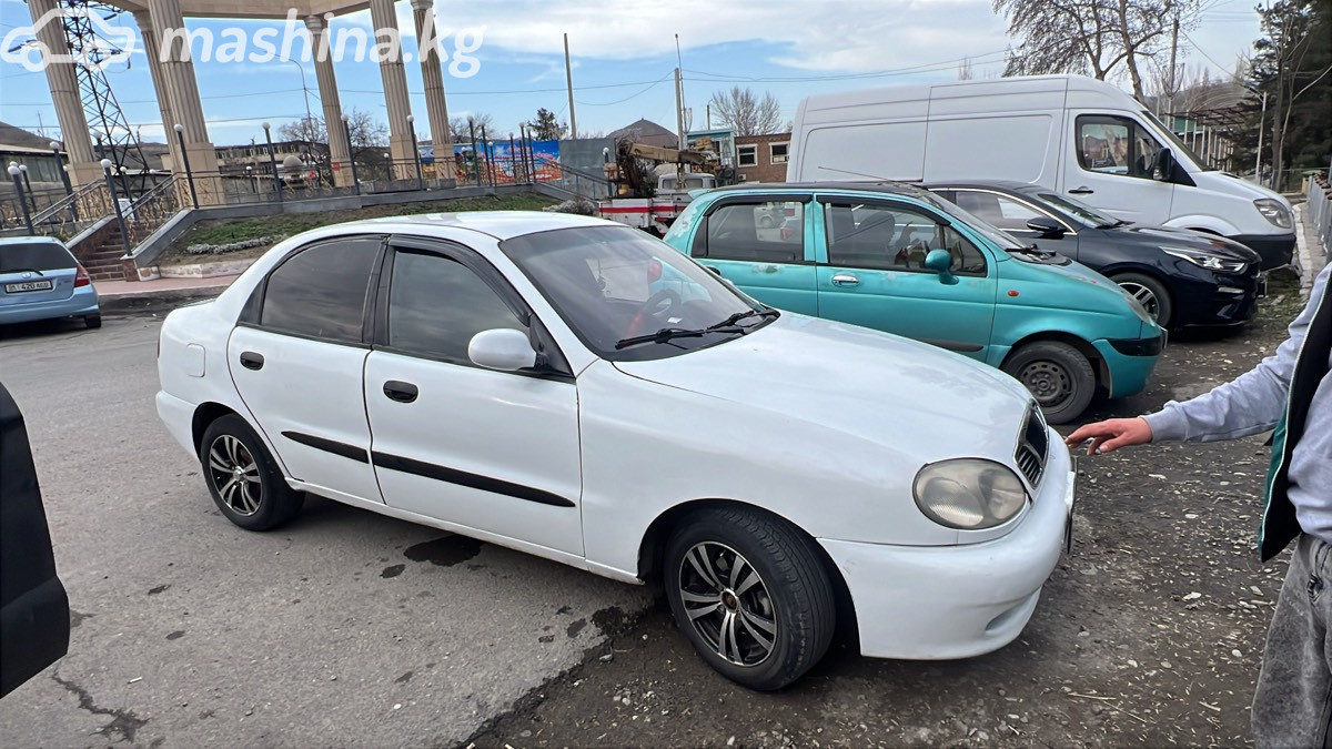 Daewoo Lanos (Sens) 1.6 MT