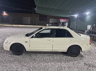 Mazda 323 VI (BJ) 1.5 MT