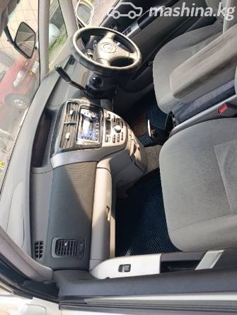 Toyota Opa I 1.8 AT
