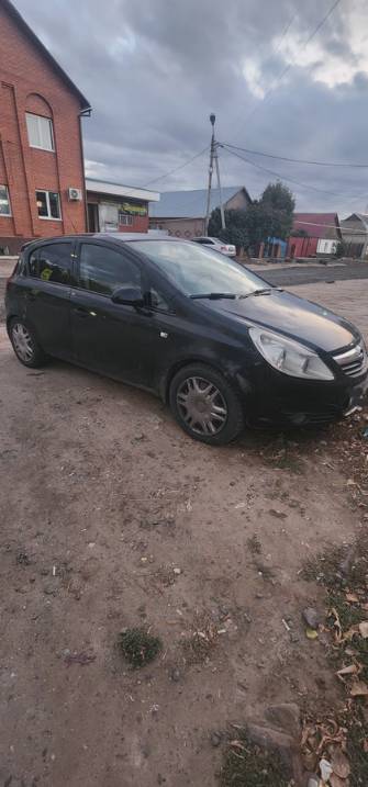 Opel Corsa D 1.4 AT
