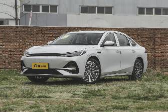 Geely Galaxy A7 1.5hyb AT