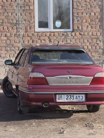 Daewoo Nexia I 1.5 MT