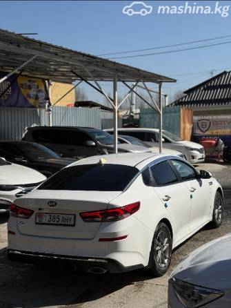 Kia K5 II 2.0 AT