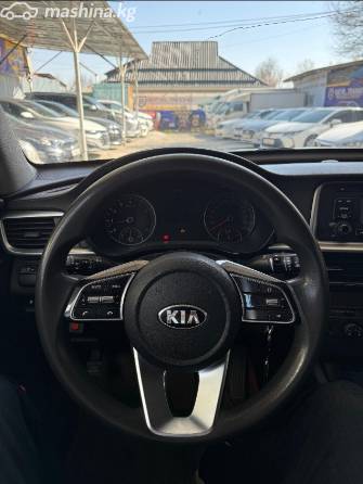 Kia K5 II 2.0 AT