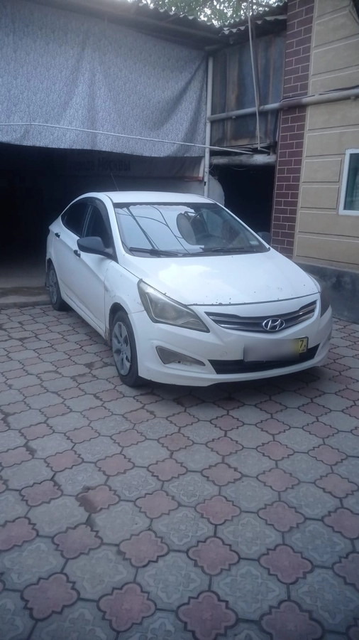 Hyundai Solaris I Рестайлинг 1.4 AT