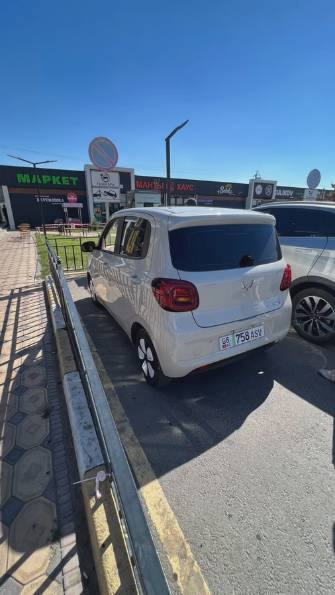 Wuling Mini EV 26.5 kWh Electro AT