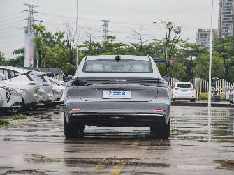 Geely Galaxy A7 1.5hyb AT