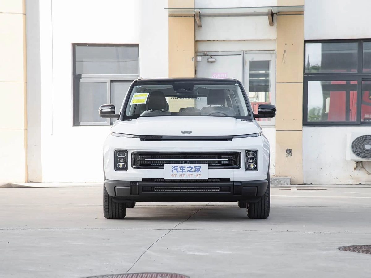 Открыть фото Geely Icon 1.5 AT