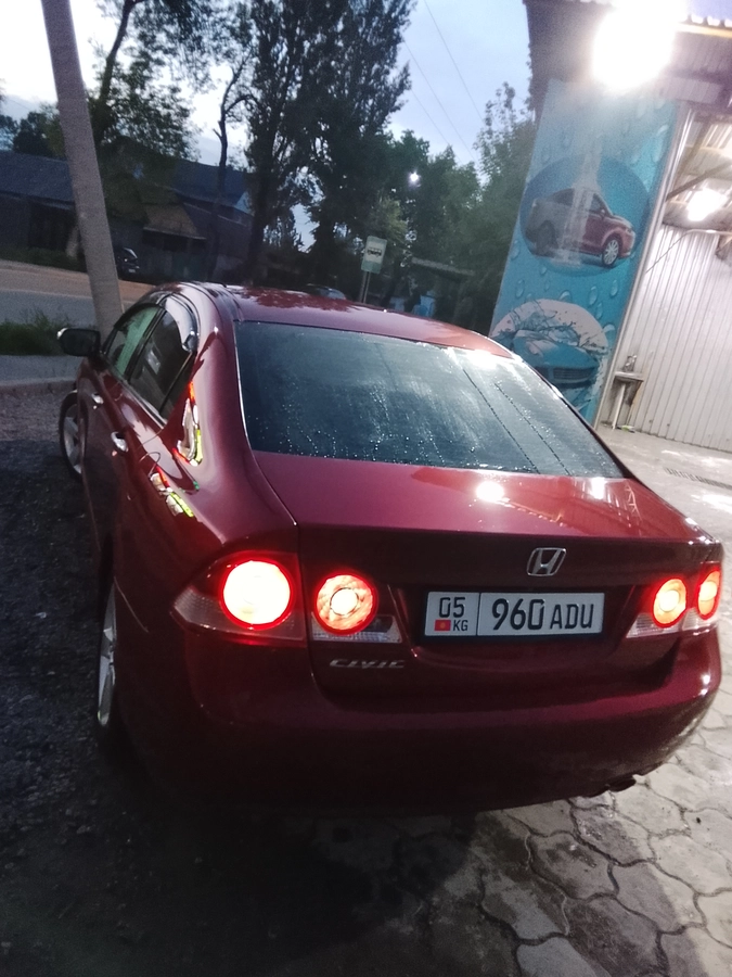 Honda Civic VIII Рестайлинг 1.8 AT
