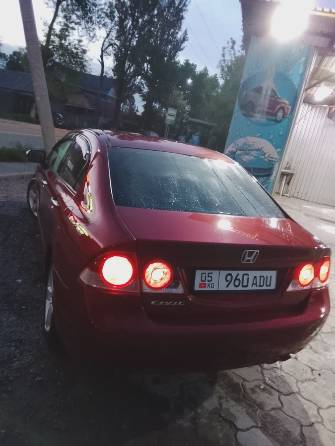 Honda Civic VIII Рестайлинг 1.8 AT