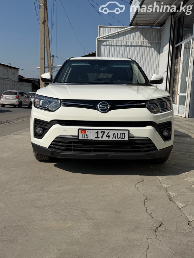 Открыть фото SsangYong Tivoli I Рестайлинг 1.5 AT