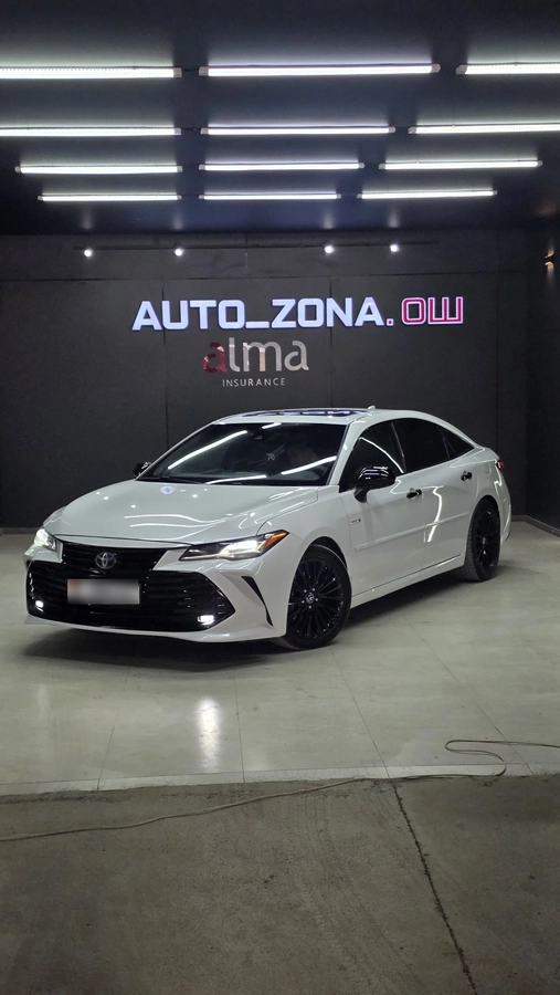 Открыть фото Toyota Avalon V 2.5hyb CVT
