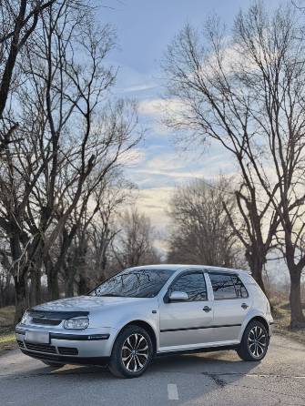 Volkswagen Golf IV 1.6 MT