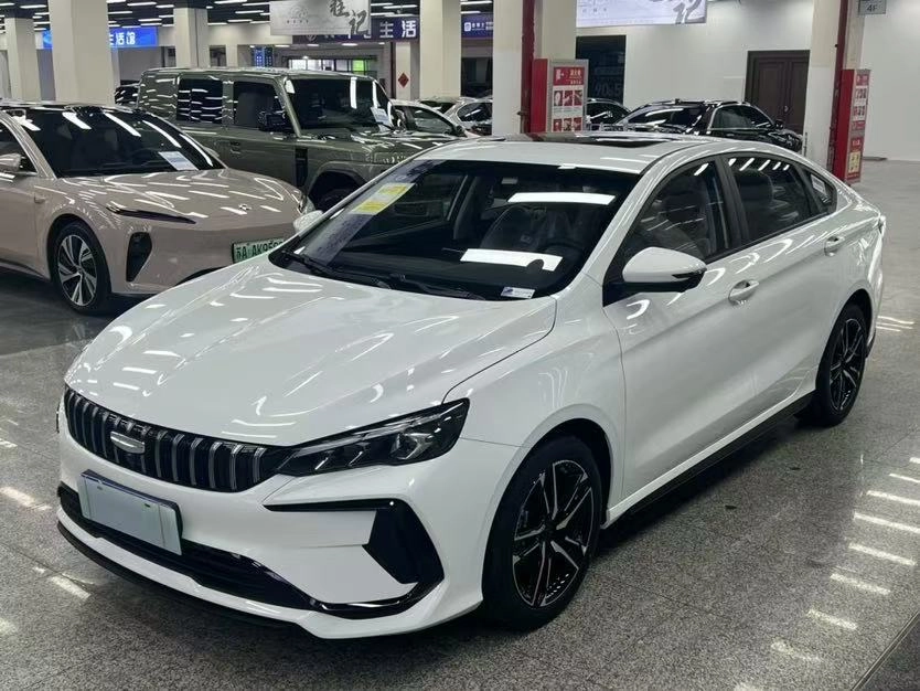 Открыть фото Geely Binrui I Рестайлинг 1.4 CVT