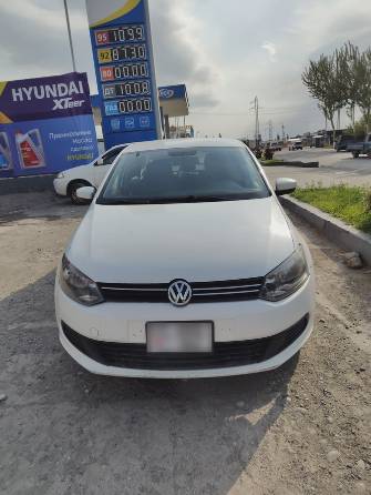 Volkswagen Polo V 1.6 AT