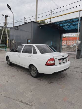 ВАЗ (Lada) Priora I Рестайлинг 1.6 MT