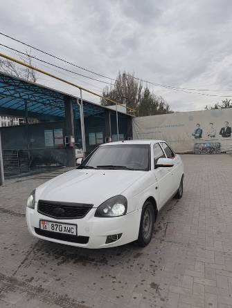 ВАЗ (Lada) Priora I Рестайлинг 1.6 MT