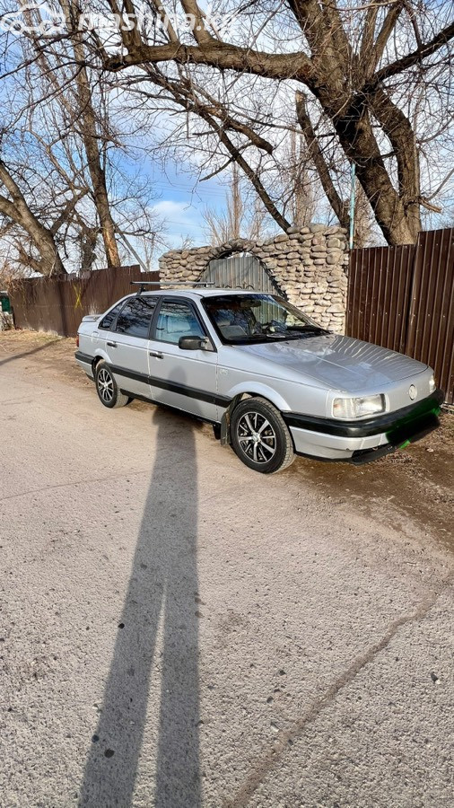 Volkswagen Passat B3 2.0 MT
