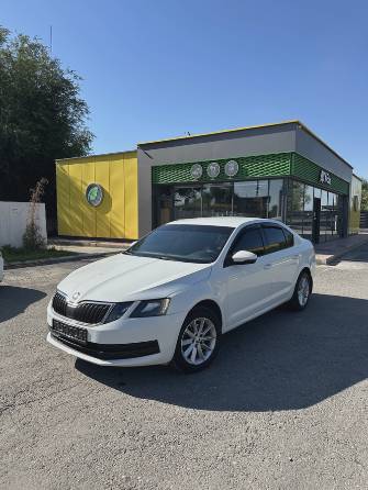 Skoda Octavia III (A7) 1.6 AT