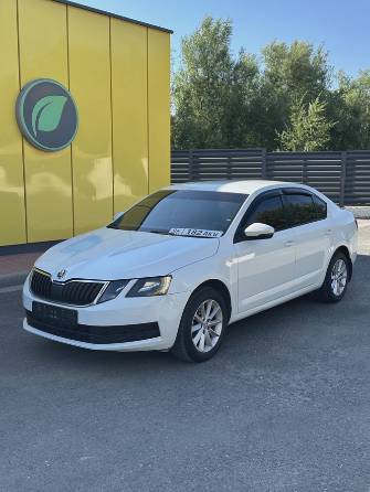 Skoda Octavia III (A7) 1.6 AT