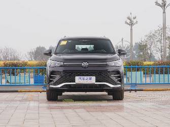 Volkswagen Tiguan II Рестайлинг 2.0 AT 4WD