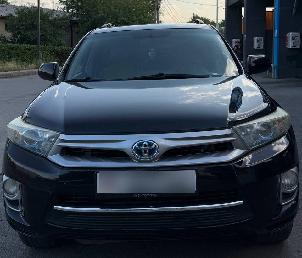 Открыть фото Toyota Highlander II (U40) Рестайлинг 3.5hyb CVT 4WD