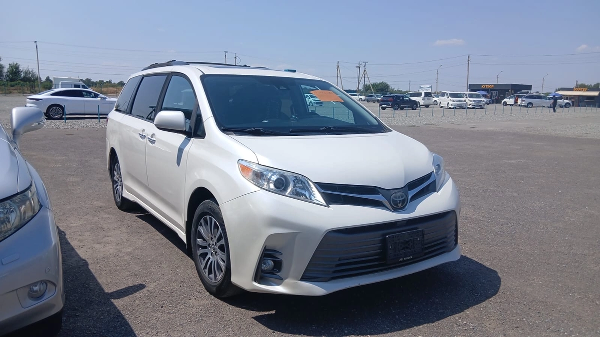 Toyota Sienna III Рестайлинг 2 3.5 AT